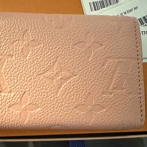 Louis Vuitton Rosalie Coin Purse in Rose Poudre - Picture 3 of 8